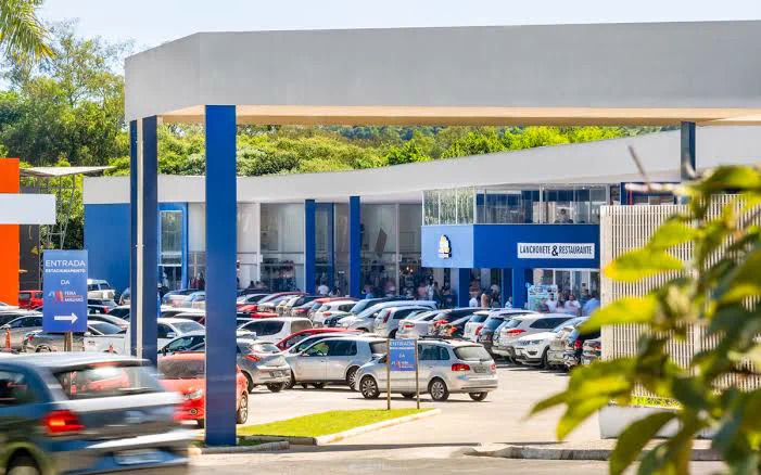 Entrada da Feira Permanente de Malhas