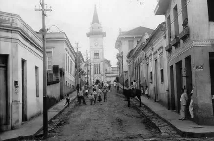 Rua Padre Antônio Sampaio antigamente